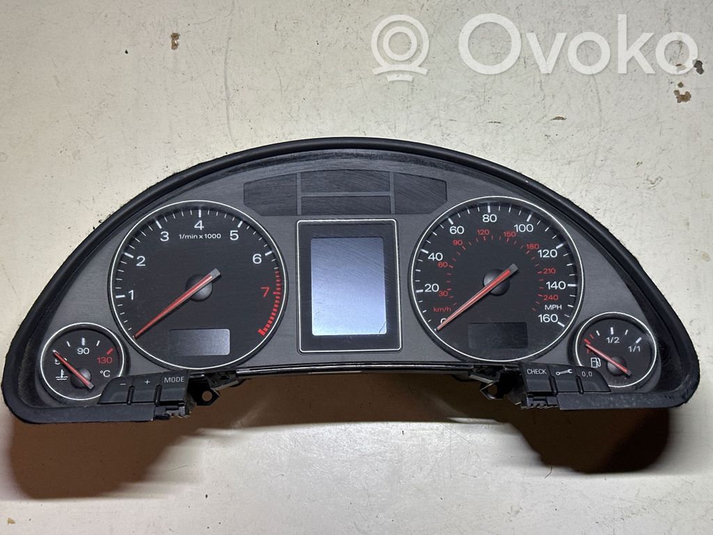 Audi A4 S4 B6 8E 8H Vitezometru (grup de instrumente) 