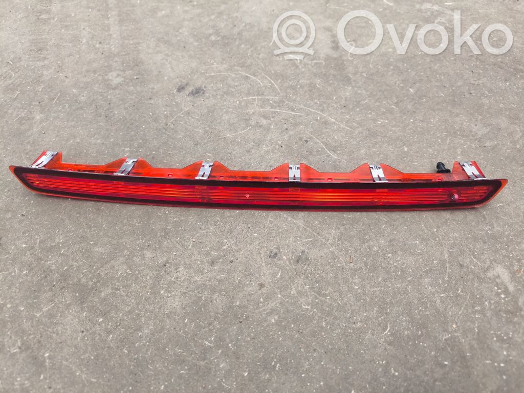 Skoda Kodiaq Kolmas/lisäjarruvalo 