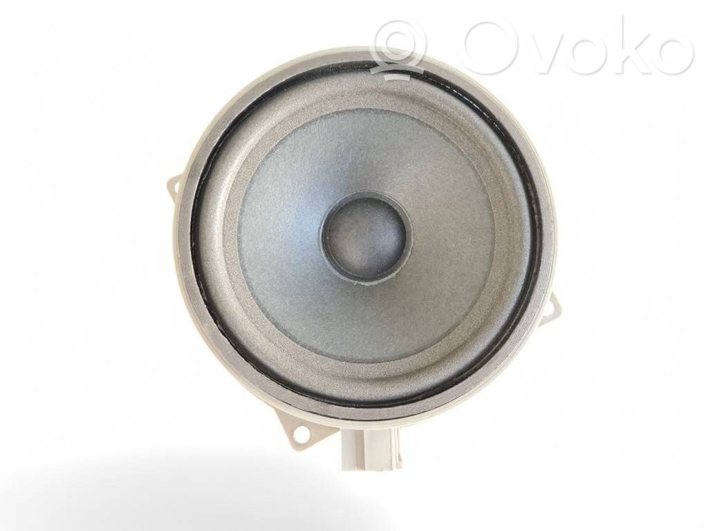 Maxus e-Deliver 3 Haut-parleur de porte avant 