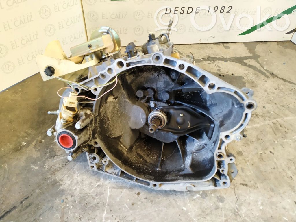 Peugeot 307 Manual 5 speed gearbox 