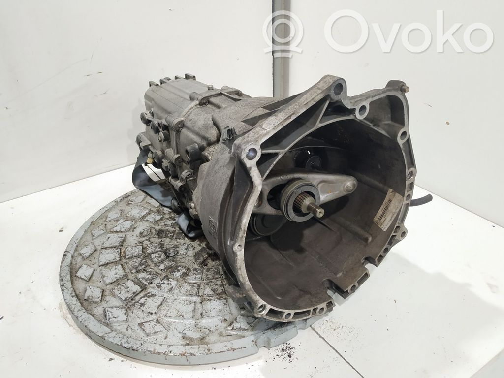 Manual 5 speed gearbox   1069401059,1069401058