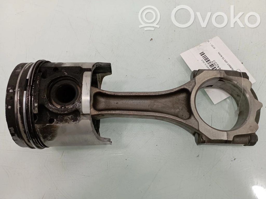 Mazda Premacy Piston 