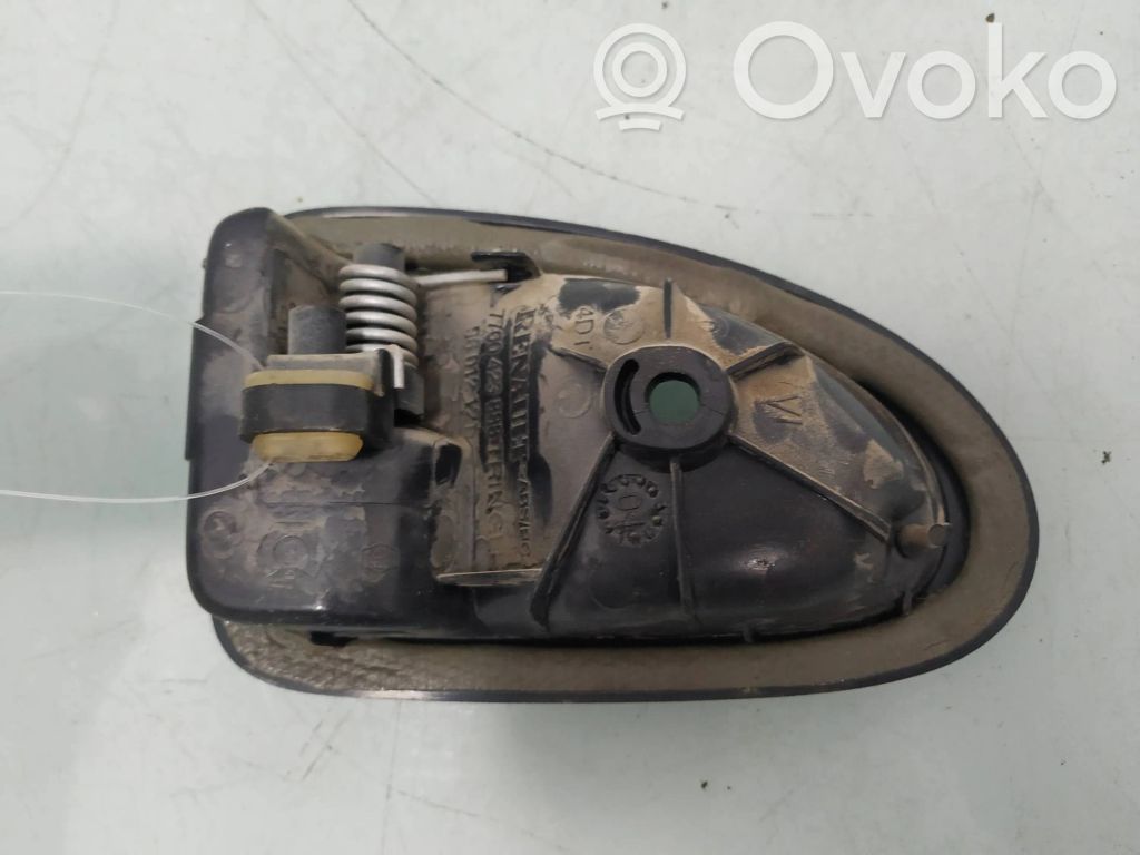 Renault Clio II Manecilla interna puerta delantera 