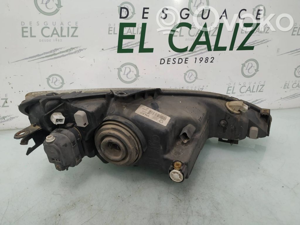 Peugeot 206 Headlight/headlamp 
