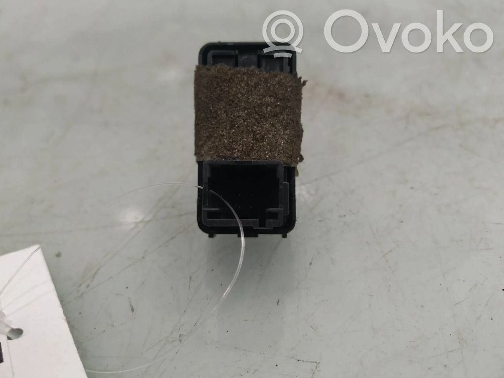 Citroen C4 I Electric window control switch 