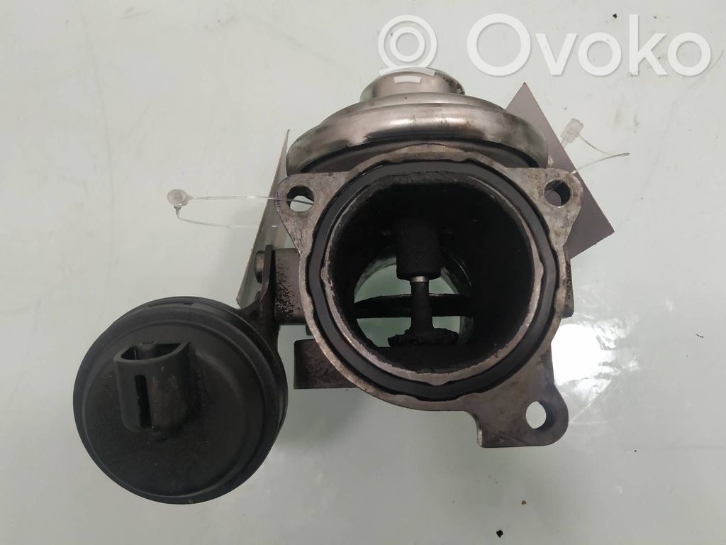 Volkswagen PASSAT B5 Válvula EGR 