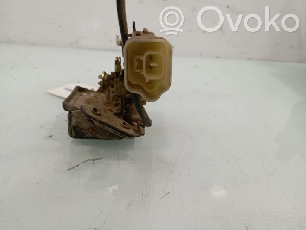 Tailgate lock latch   010409