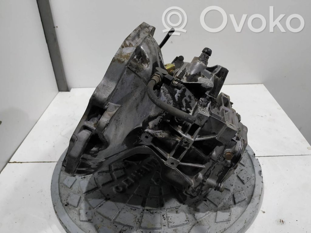 Daewoo Nubira Manual 5 speed gearbox 