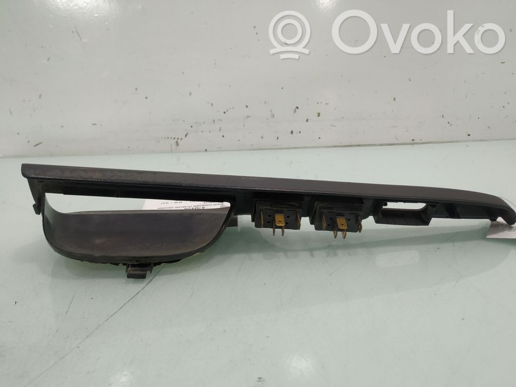 Seat Ibiza II (6k) Electric window control switch 