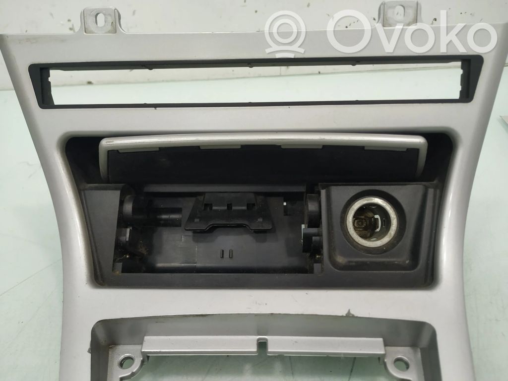BMW X3 E83 Pelnutrauks 