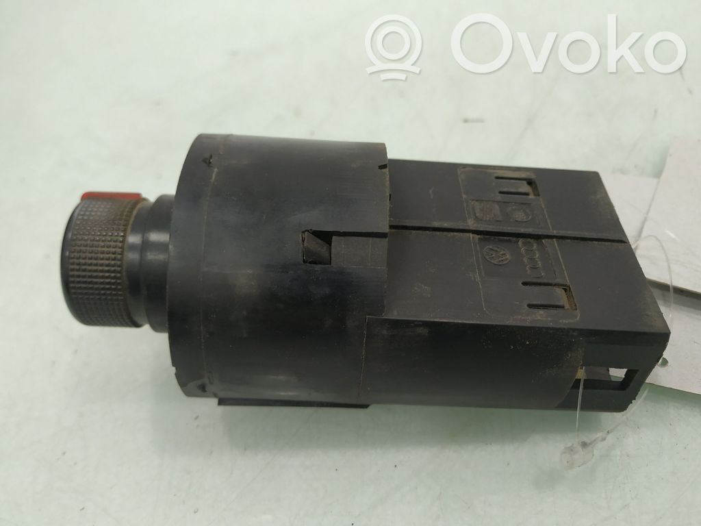 Seat Ibiza III (6L) Interruptor de luz 