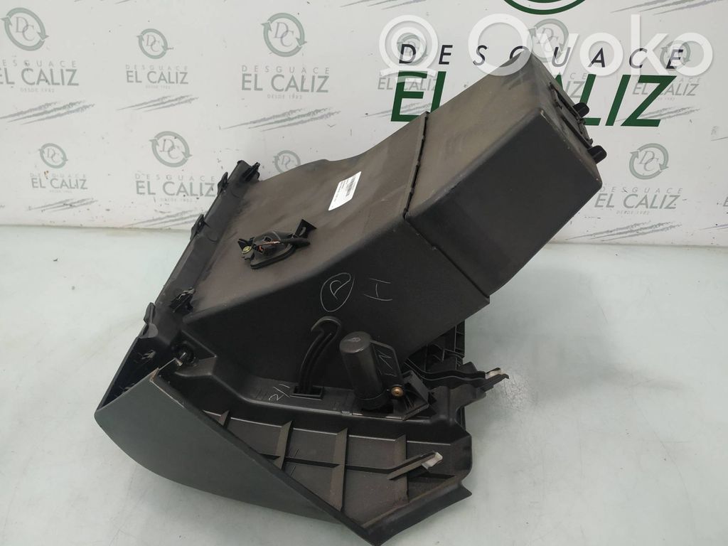 Mazda 3 I Guantera 