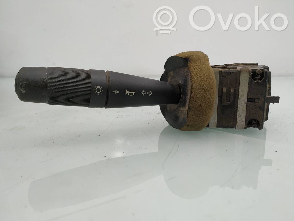 Peugeot 205 Palanca de intermitentes 