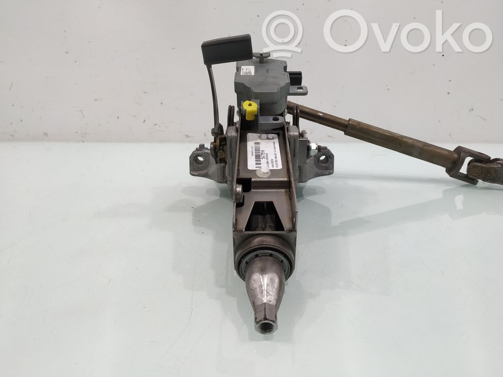 Volvo V50 Ось рулевого колеса 