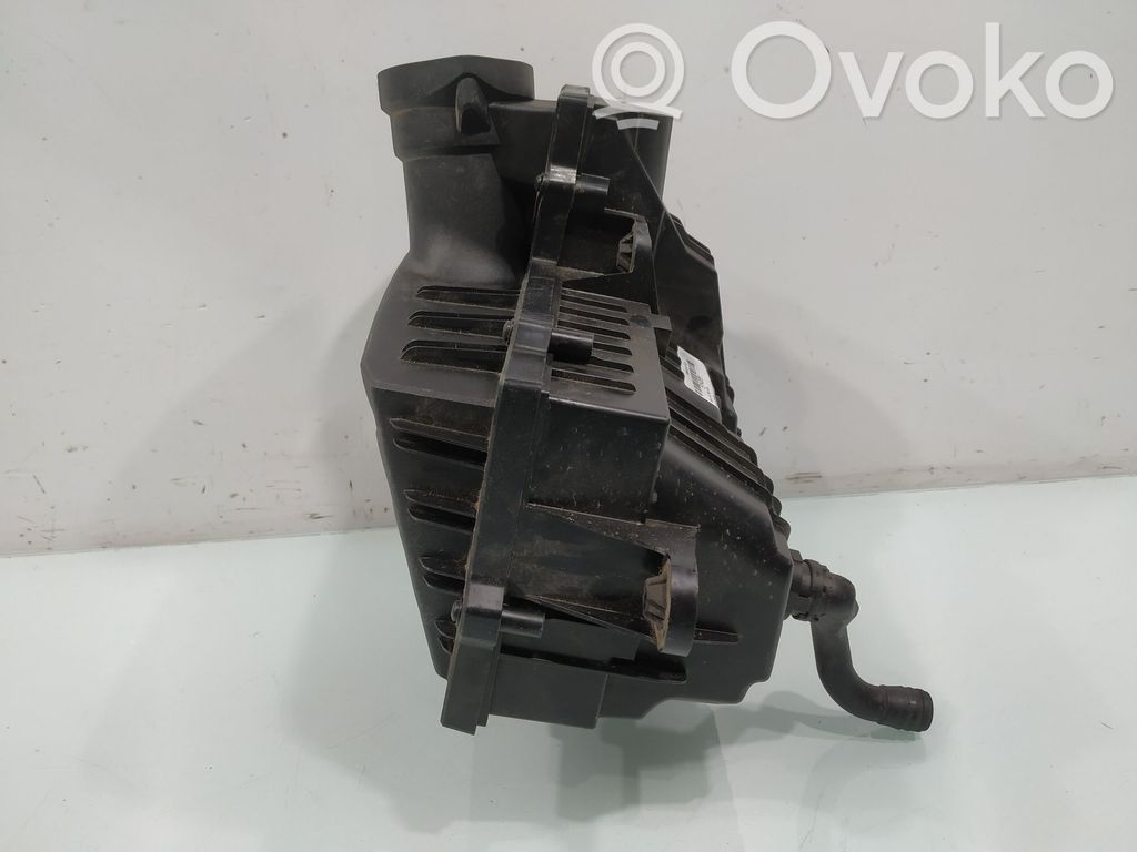 Audi A3 8Y Oro filtro dėžė 