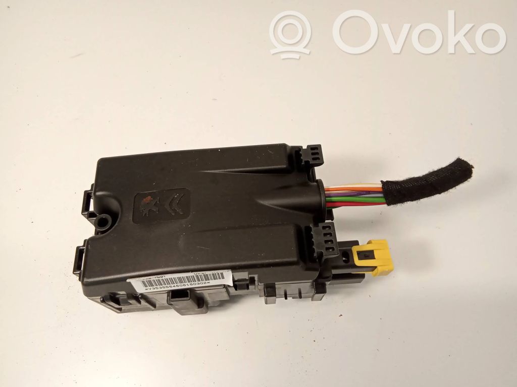 Peugeot 308 Fuse module 