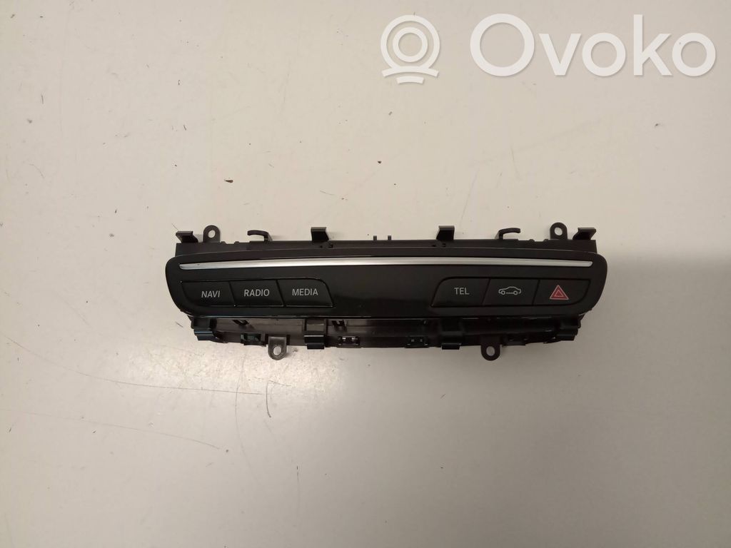 Mercedes-Benz C W205 Inne przełączniki i przyciski 