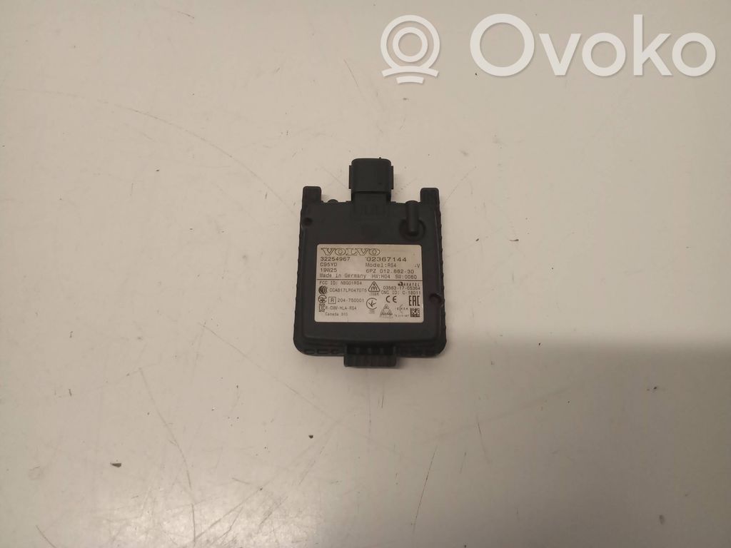 Volvo XC60 Distronic sensor radar 