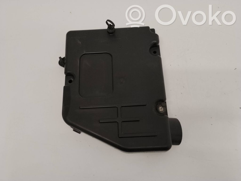 Volvo S90, V90 Engine control unit box 