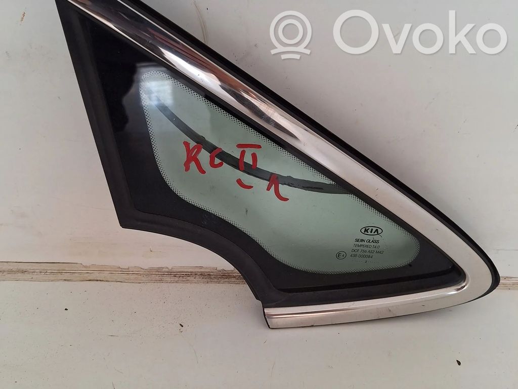 KIA Ceed Front vent window/glass (coupe) 
