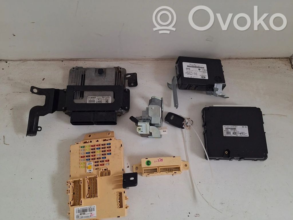 Keskikonsolin ohjainlaite   0281032115,391402A860,91950A2130,94033A2050,95400A2260,954202V000