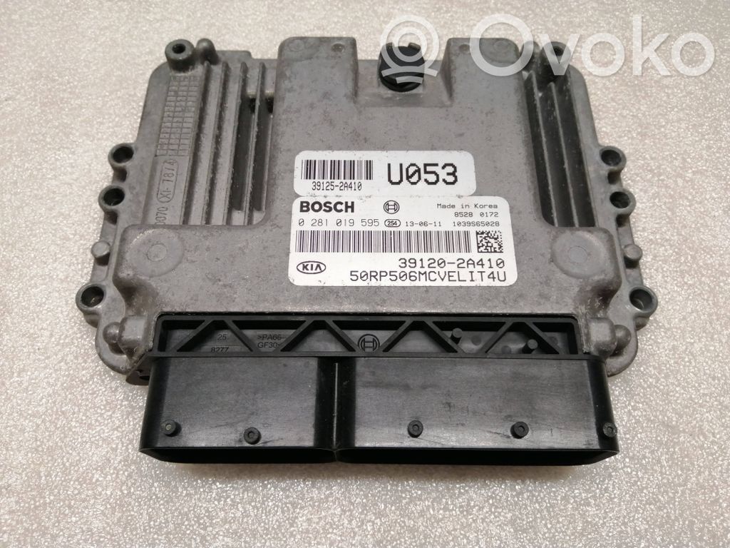 KIA Carens III Sterownik / Moduł ECU 