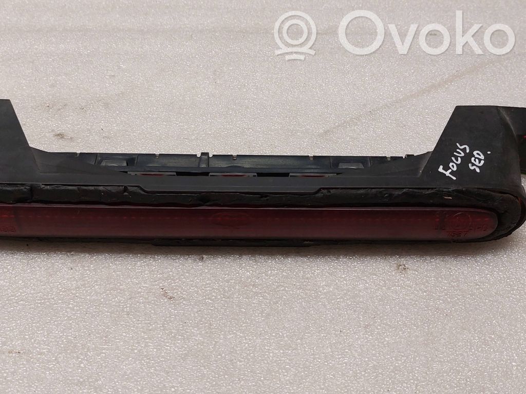 Ford Focus Third/center stoplight 