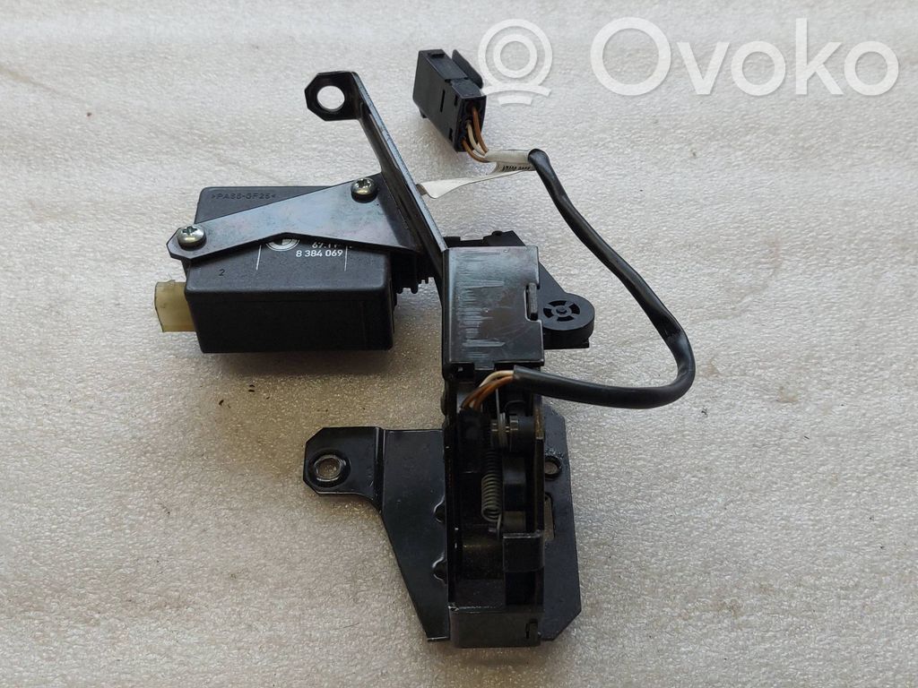 Tailgate window lock/catch/latch   51248238469