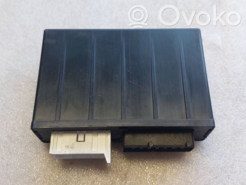 BMW 5 E34 Door central lock control unit/module 