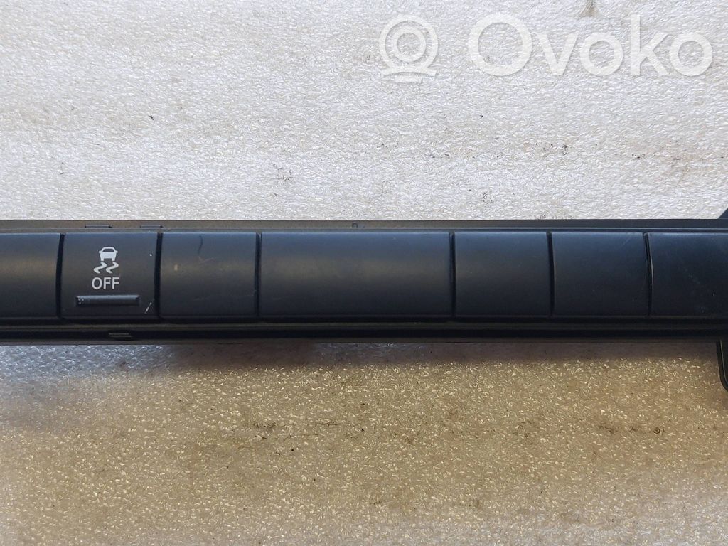 Jeep Grand Cherokee (WK) Traction control (ASR) switch 