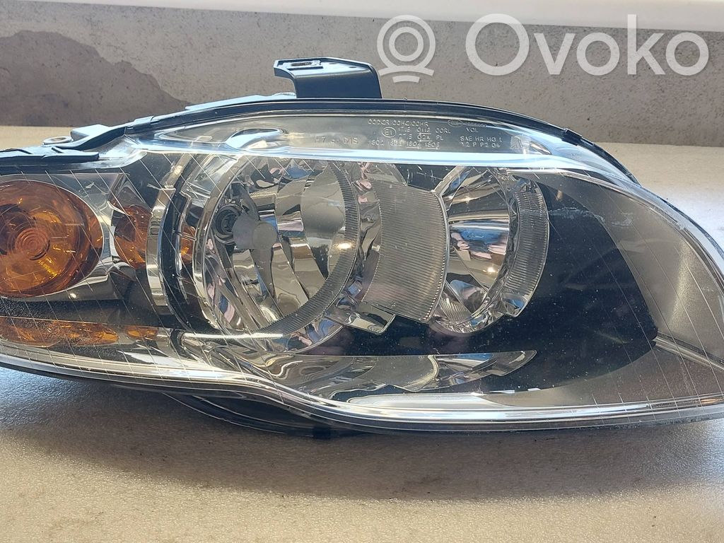 Audi A4 S4 B7 8E 8H Phare frontale 