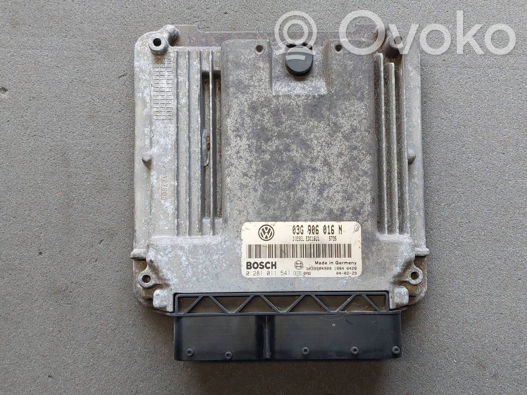 Volkswagen Caddy Engine control unit/module 
