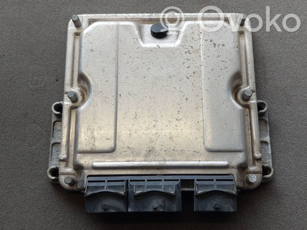 Citroen C8 Engine control unit/module 