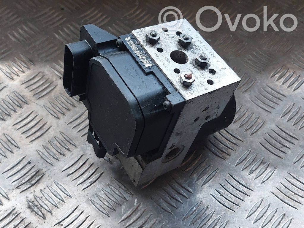 Mercedes-Benz E W210 ABS Pump 