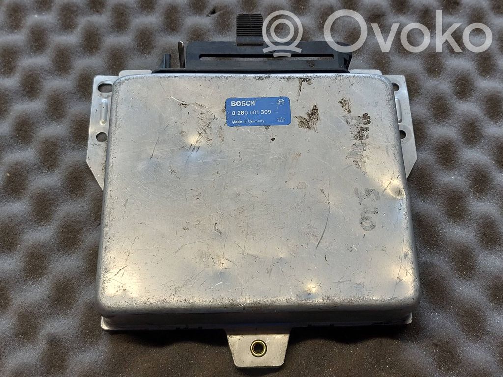 BMW 5 E34 Engine control unit/module 