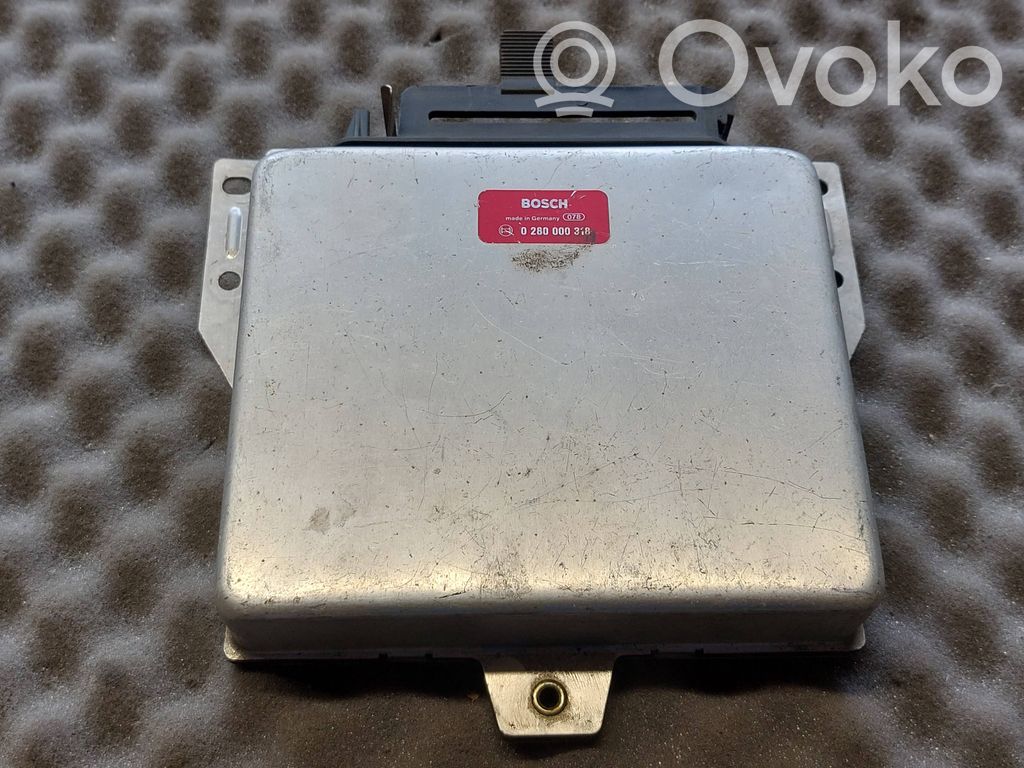 BMW 3 E30 Engine control unit/module 