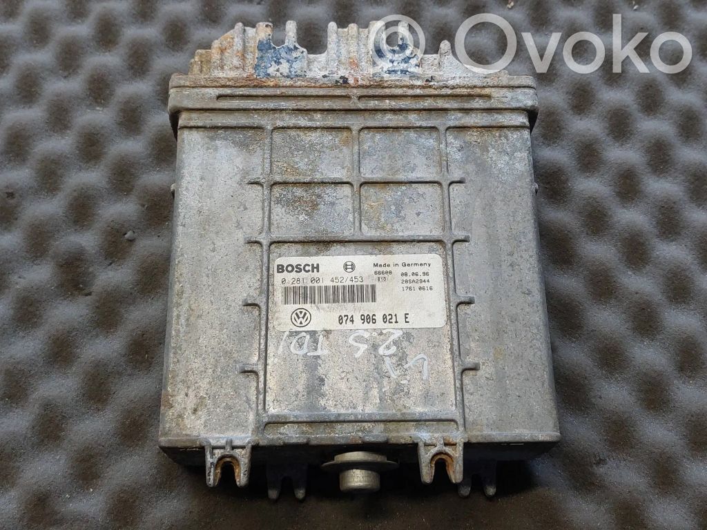 Volkswagen II LT Engine control unit/module 