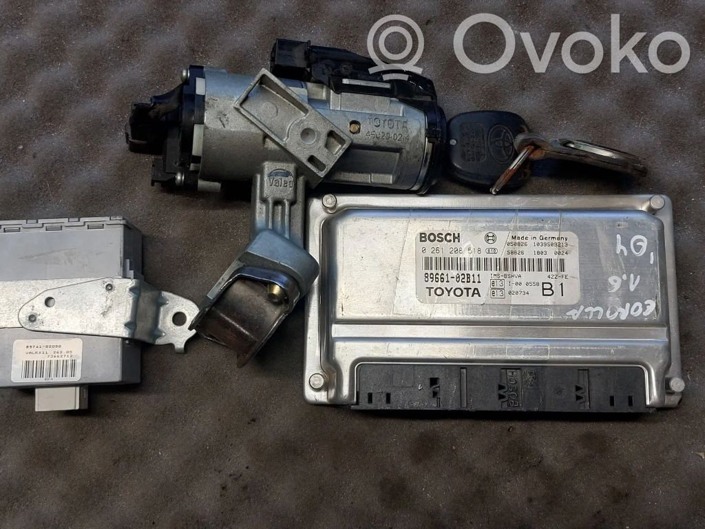 Toyota Corolla E120 E130 Engine control unit/module 