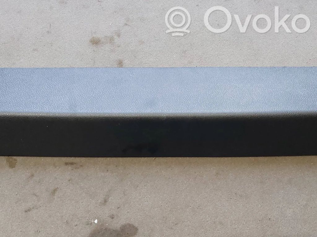 Ford Kuga I Rivestimento superiore del portellone posteriore/bagagliaio 