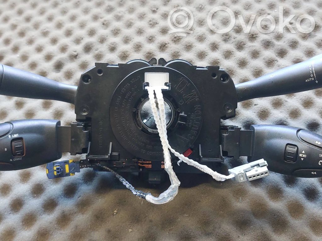 Peugeot 308 Wiper turn signal indicator stalk/switch 