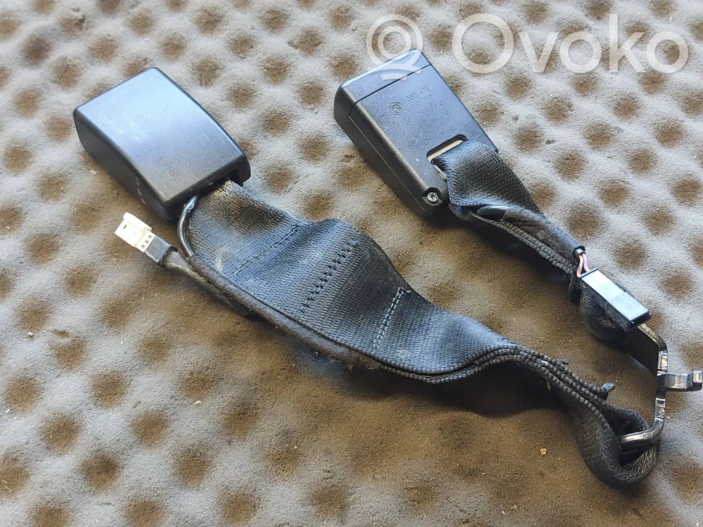 BMW 1 F20 F21 Klamra tylnego pasa bezpieczeństwa 