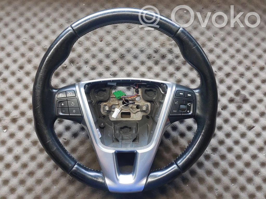 Volvo V40 Cross country Stūre 