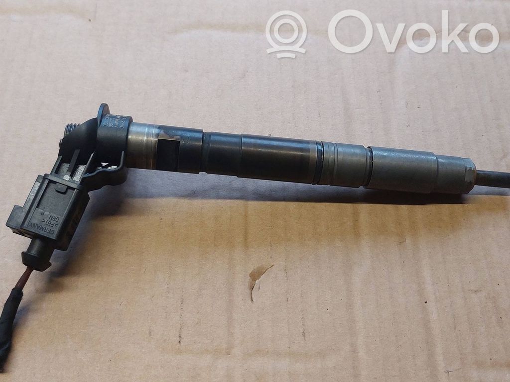 Volkswagen Golf V Inyector de combustible 