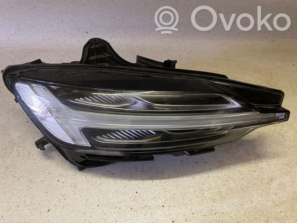 Volvo V60 Phare frontale 