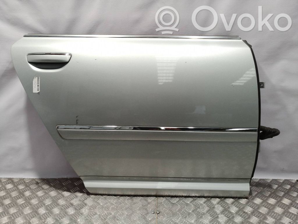 Audi A8 S8 D3 4E Aizmugurējās durvis 