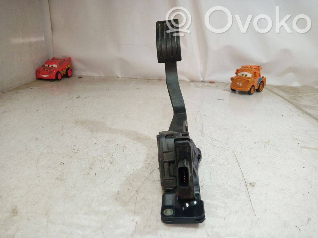 Ford C-MAX II Accelerator throttle pedal 