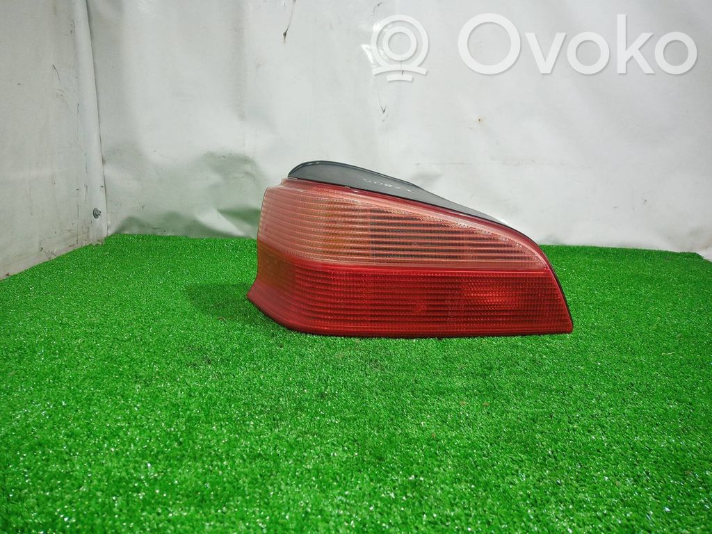 Peugeot 106 Galinis žibintas kėbule 