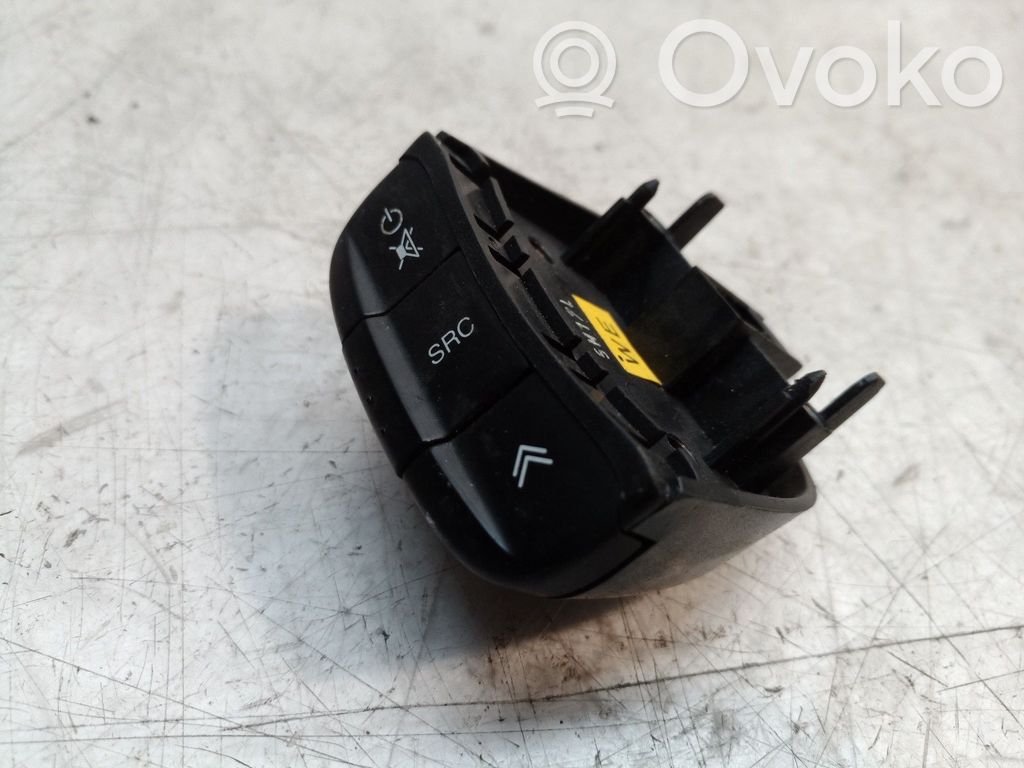 Multifunctional control switch/knob