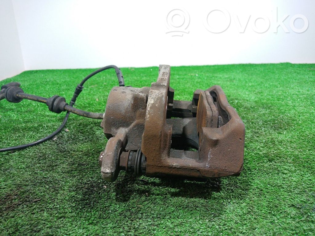 Front brake caliper   1045B,1045B,1045B
