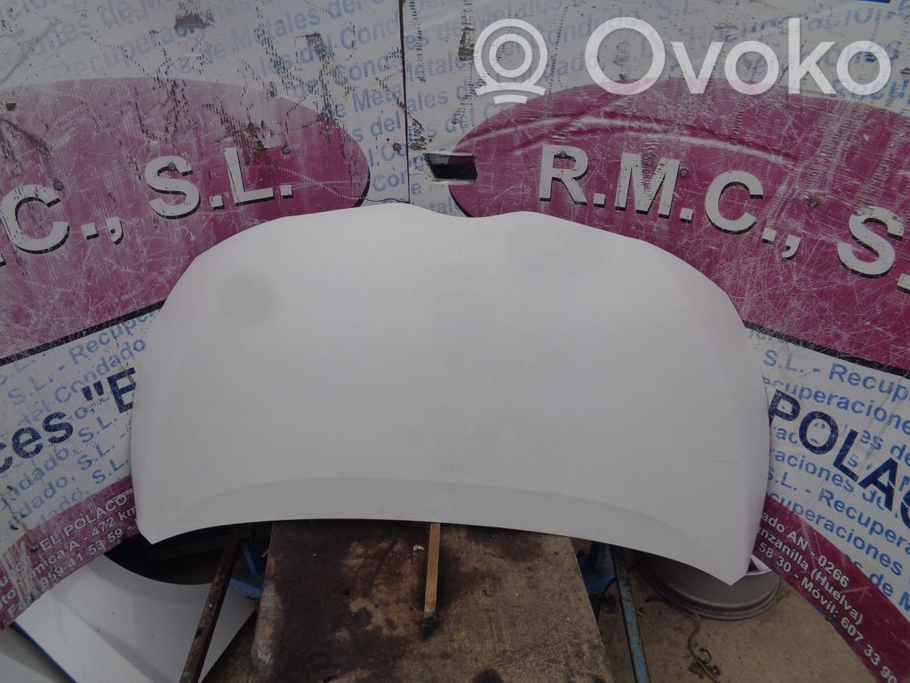 Couvercle, capot moteur